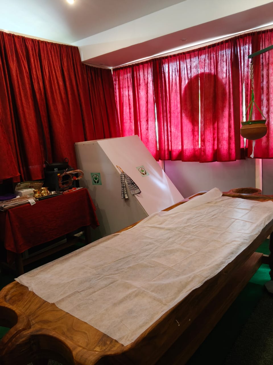 Droni Therapy Room